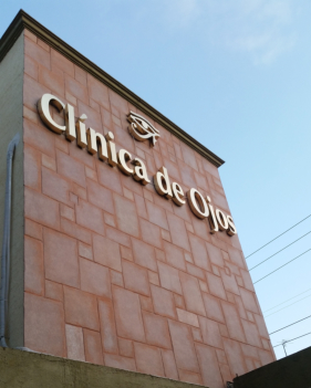 Clínica de Ojos — edificio